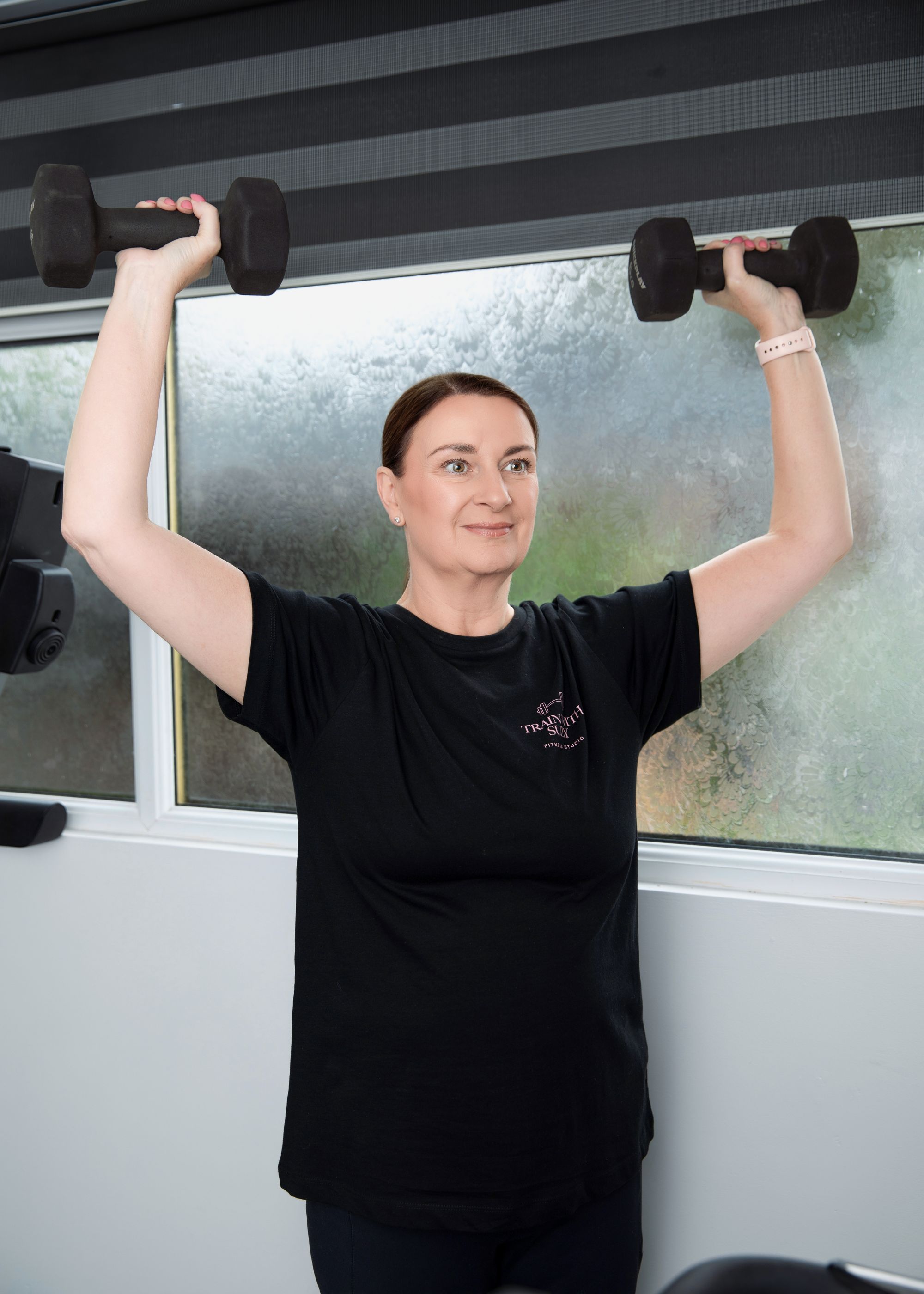 Shoulder and arm toning with Suzy during a wedding fitness programme in Sheffield